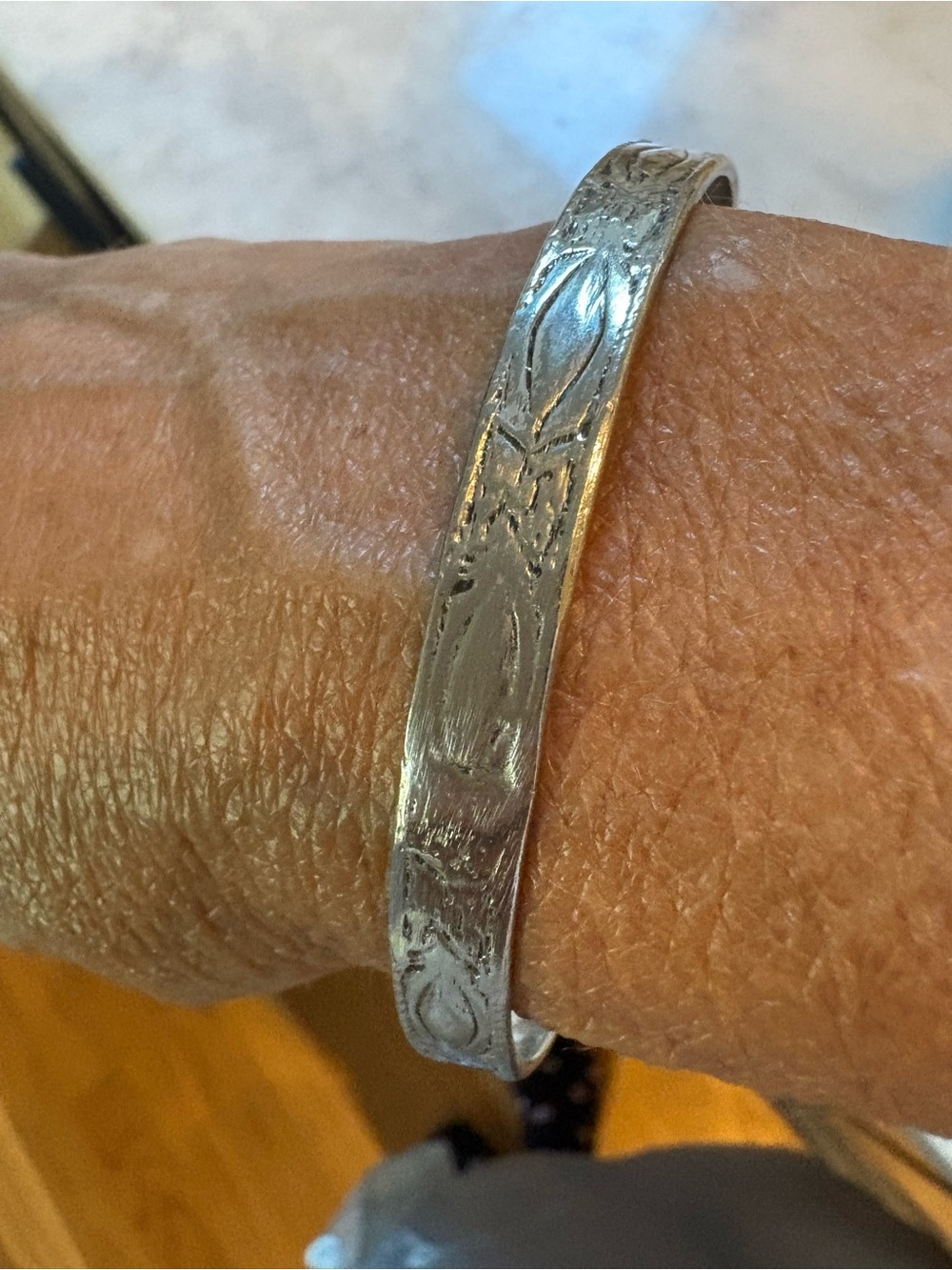 Handcrafted Sterling Silver Engraved Women's Bangle Bracelet- Marked 925 Taxco